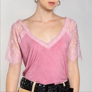 IN STOCK • LAST • 2-PACK Lace Sleeve Tops